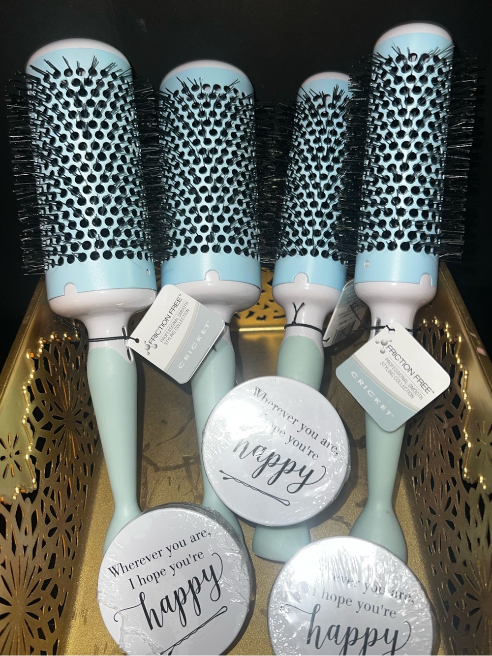 Cricket Round Blowout Round-Brush 1.5” with Novelty Bobby Pin Kit